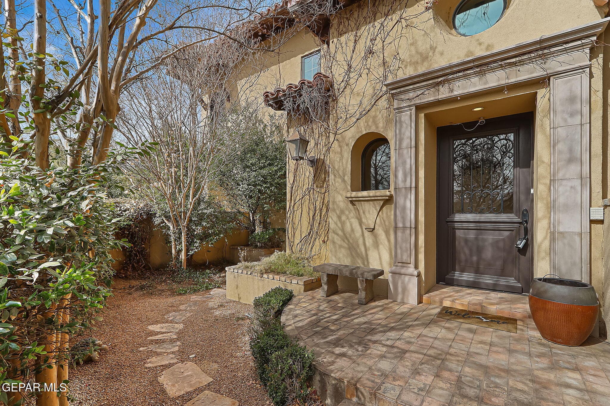 4848 Villa Encanto