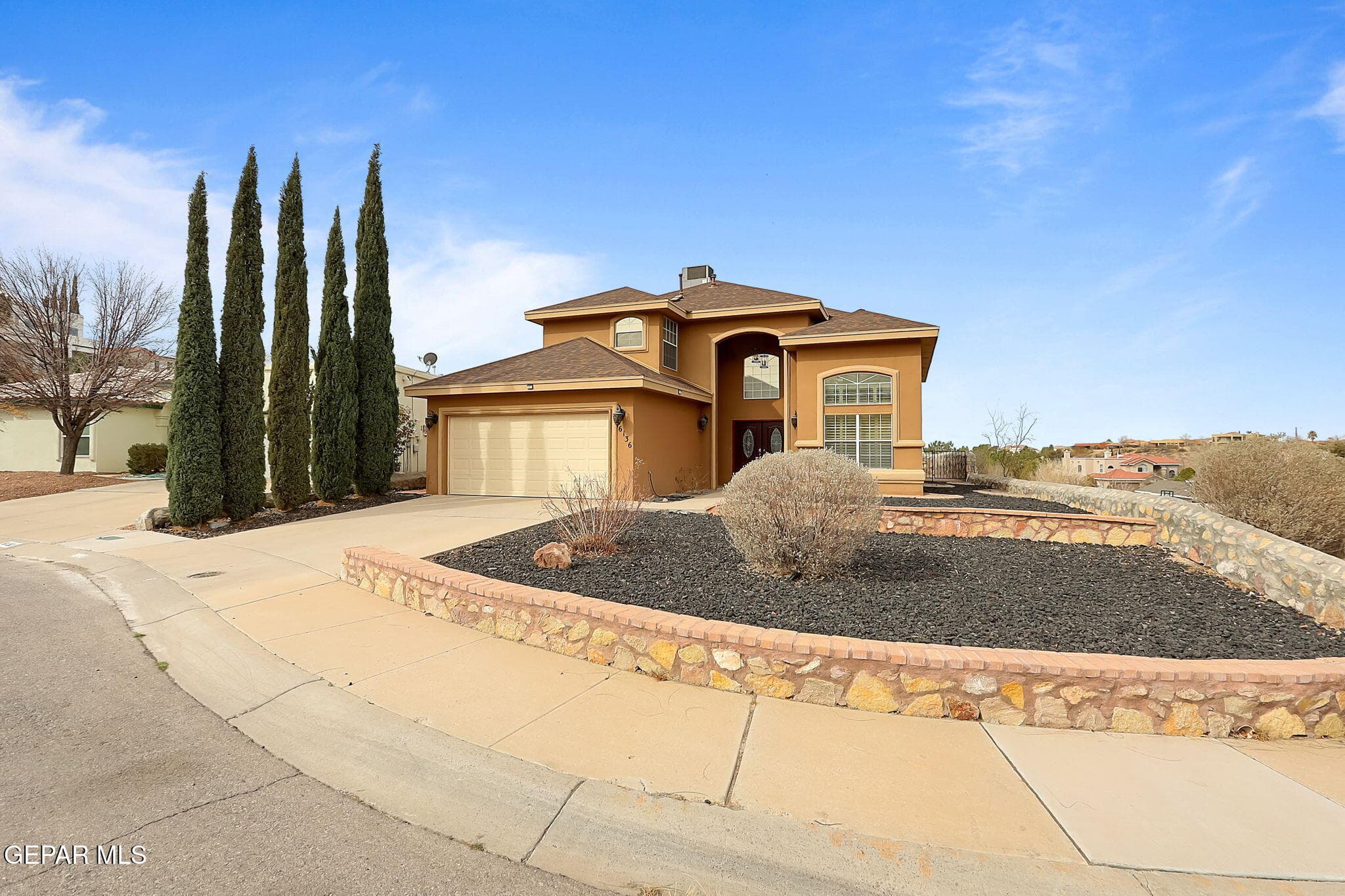 6136 Los Fuentes Dr