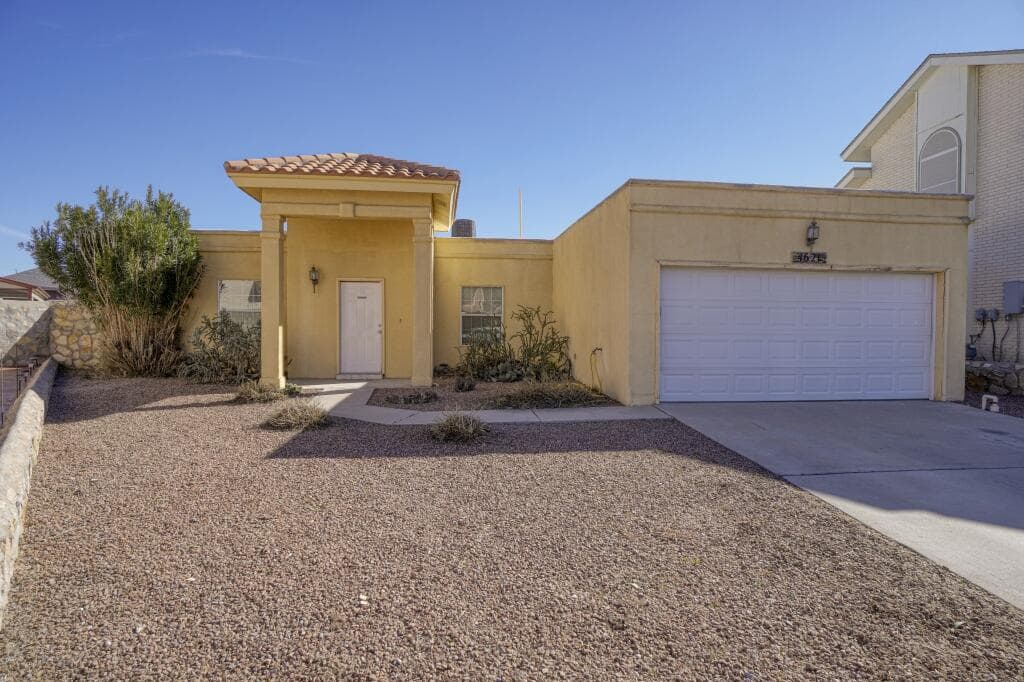 4621 Robert Holt Dr