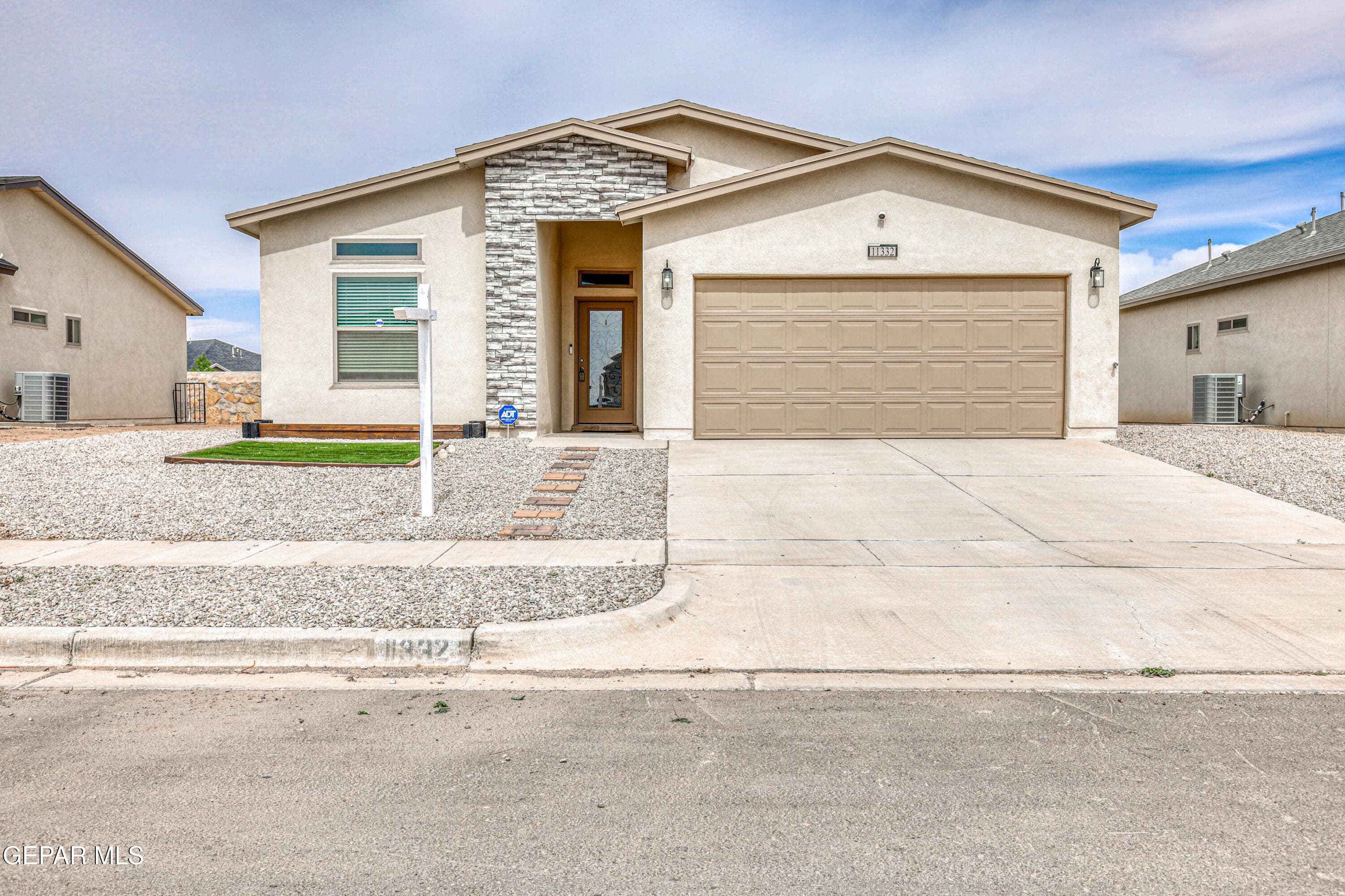11332 Hidalgo Dr