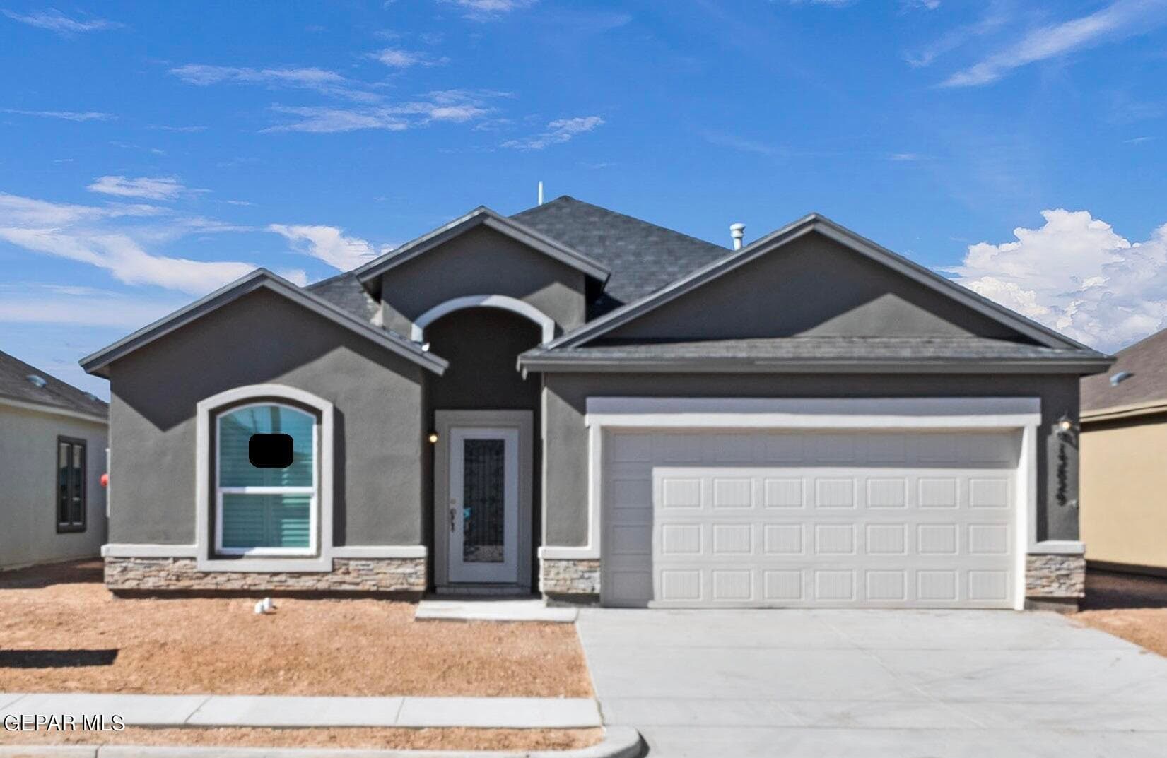 13833 Summer View Ave