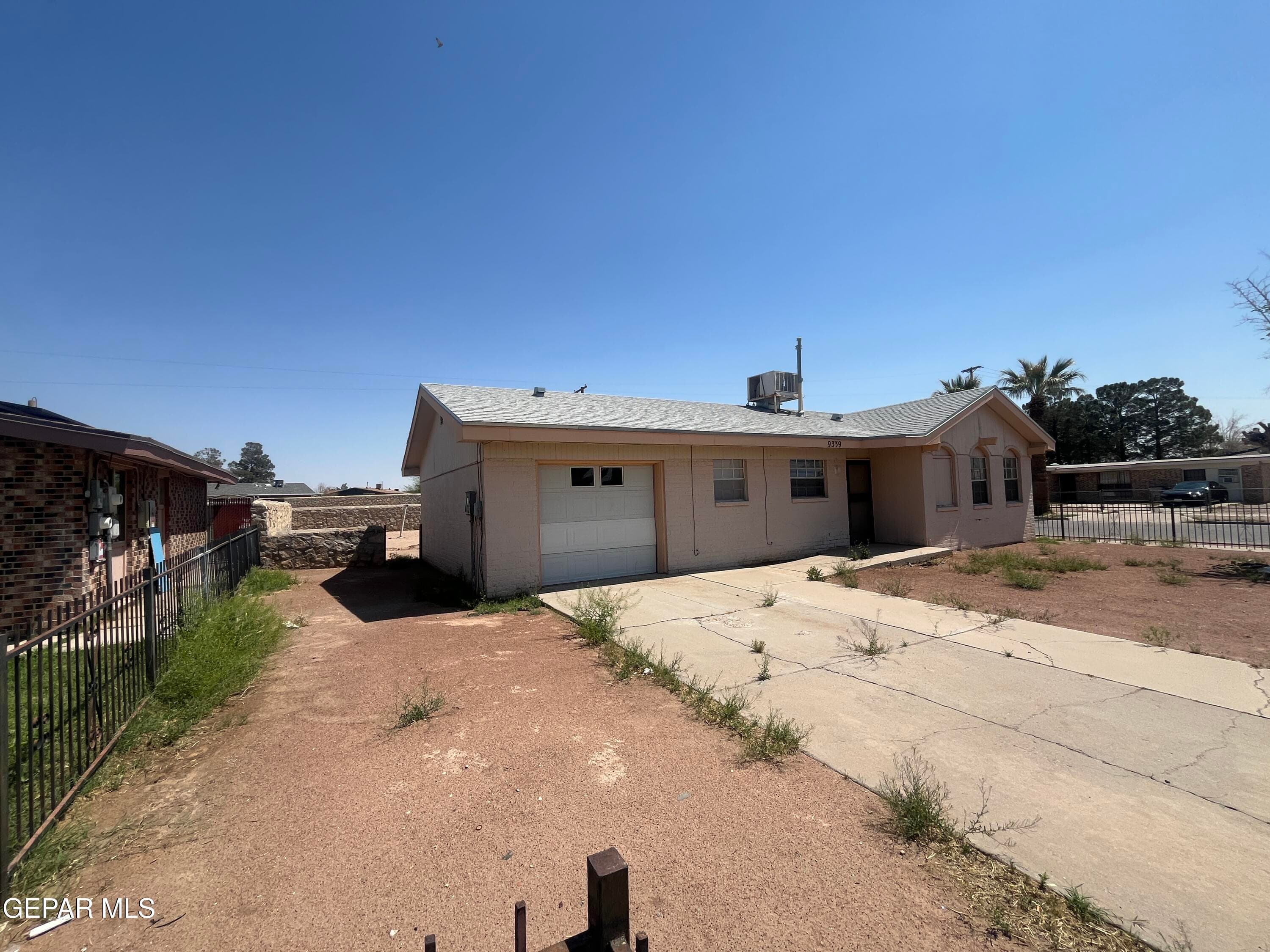 9339 Elgin Dr