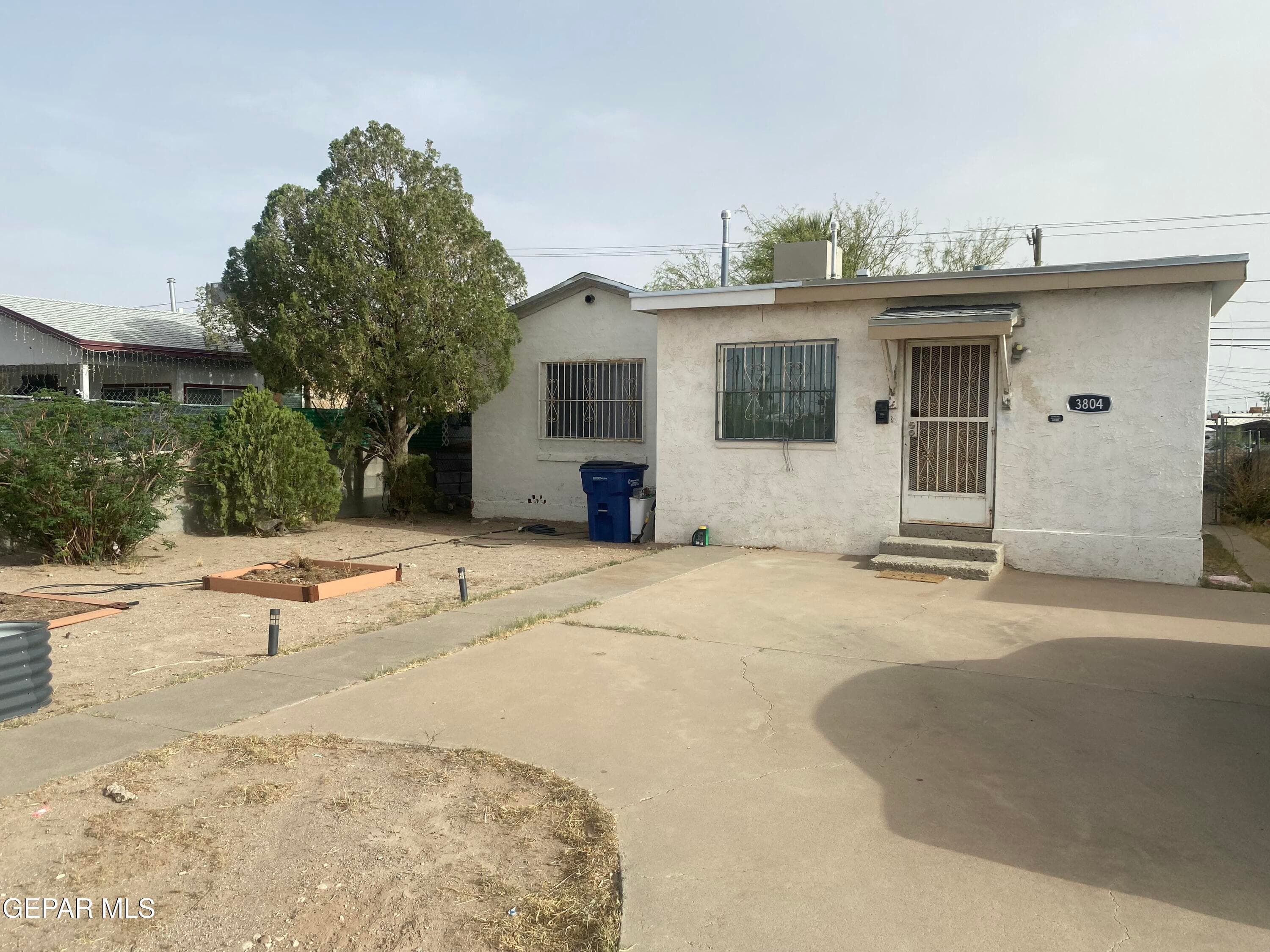3804 Hamilton Ave
