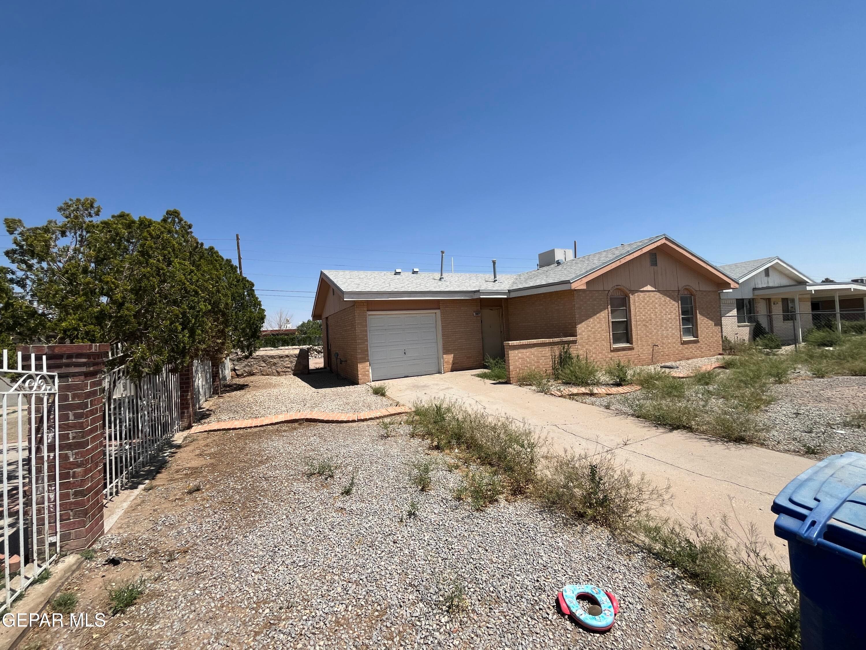 9317 Envoy Way
