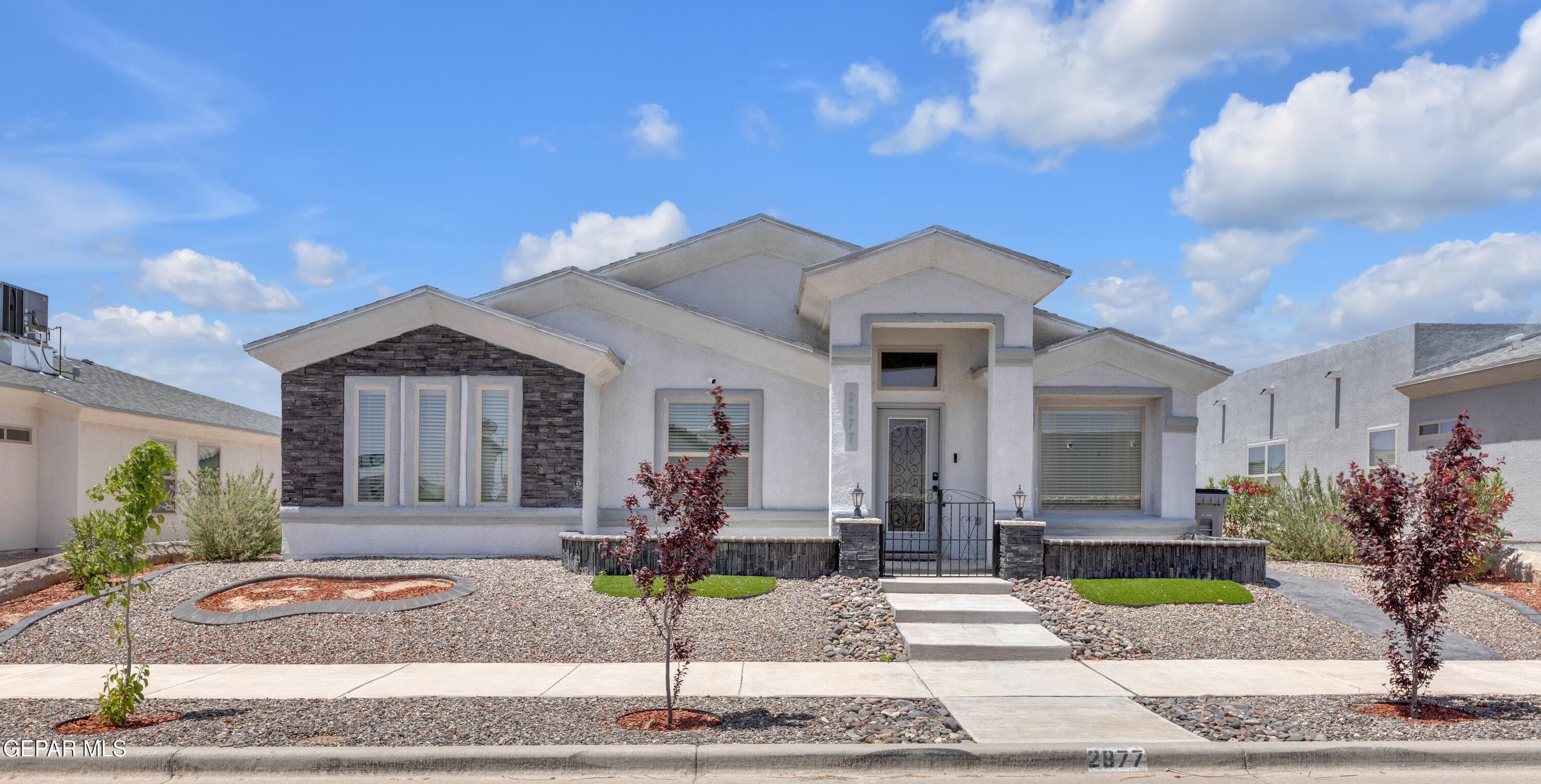 2877 Maria Casas St