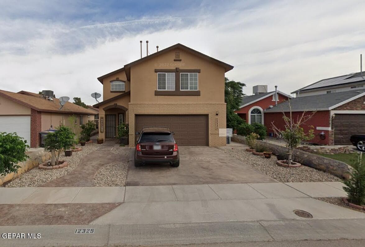 12325 Tierra Alamo Dr