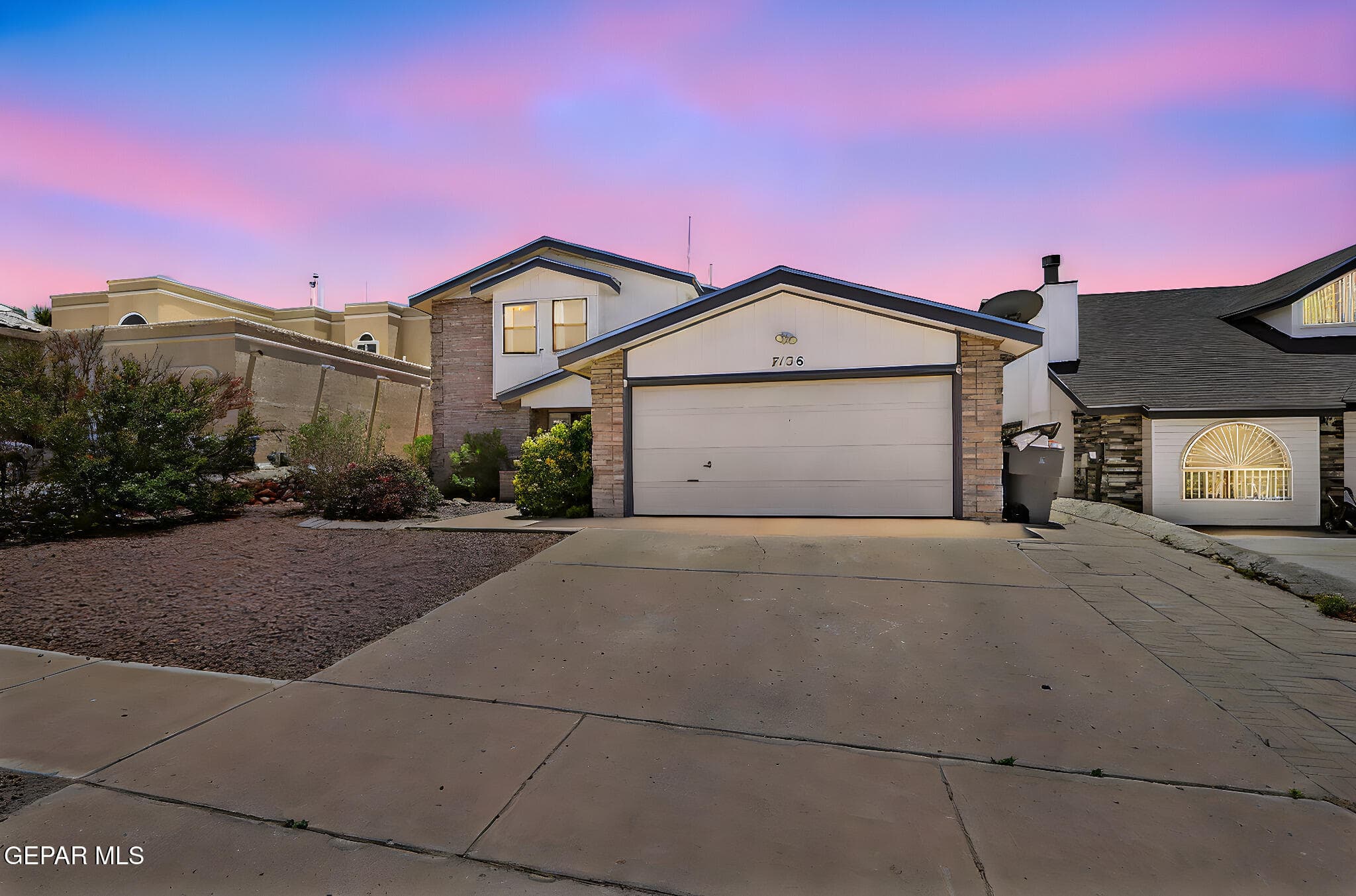 7136 Desert Jewel Dr