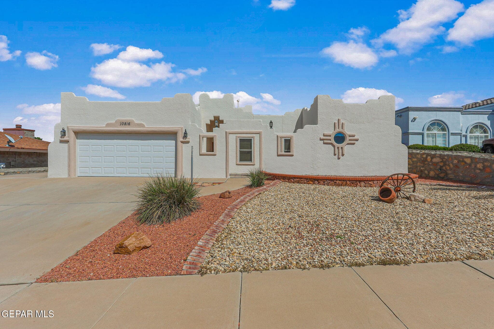 10816 Loma De Amor Ln