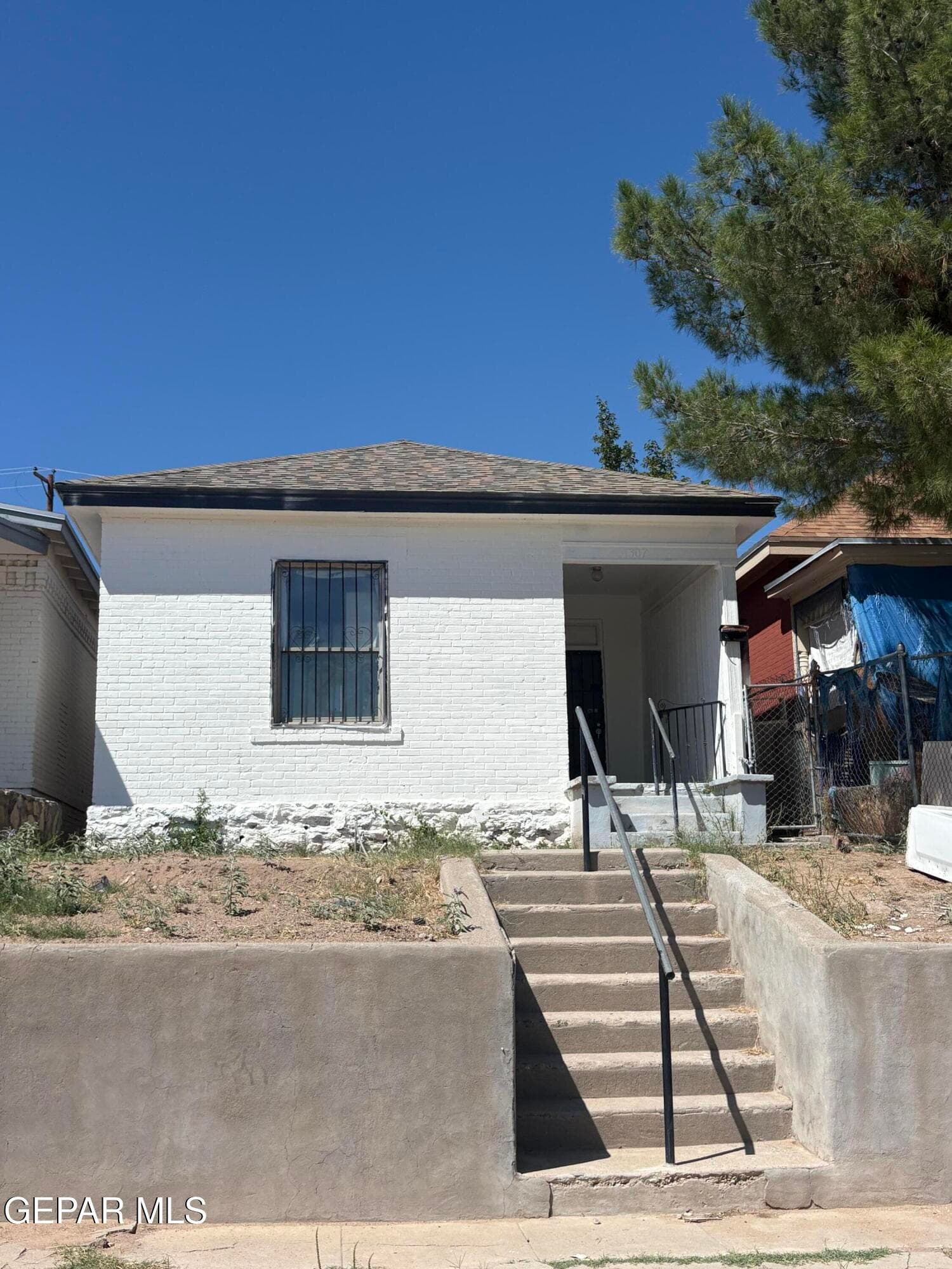 1307 E California Ave