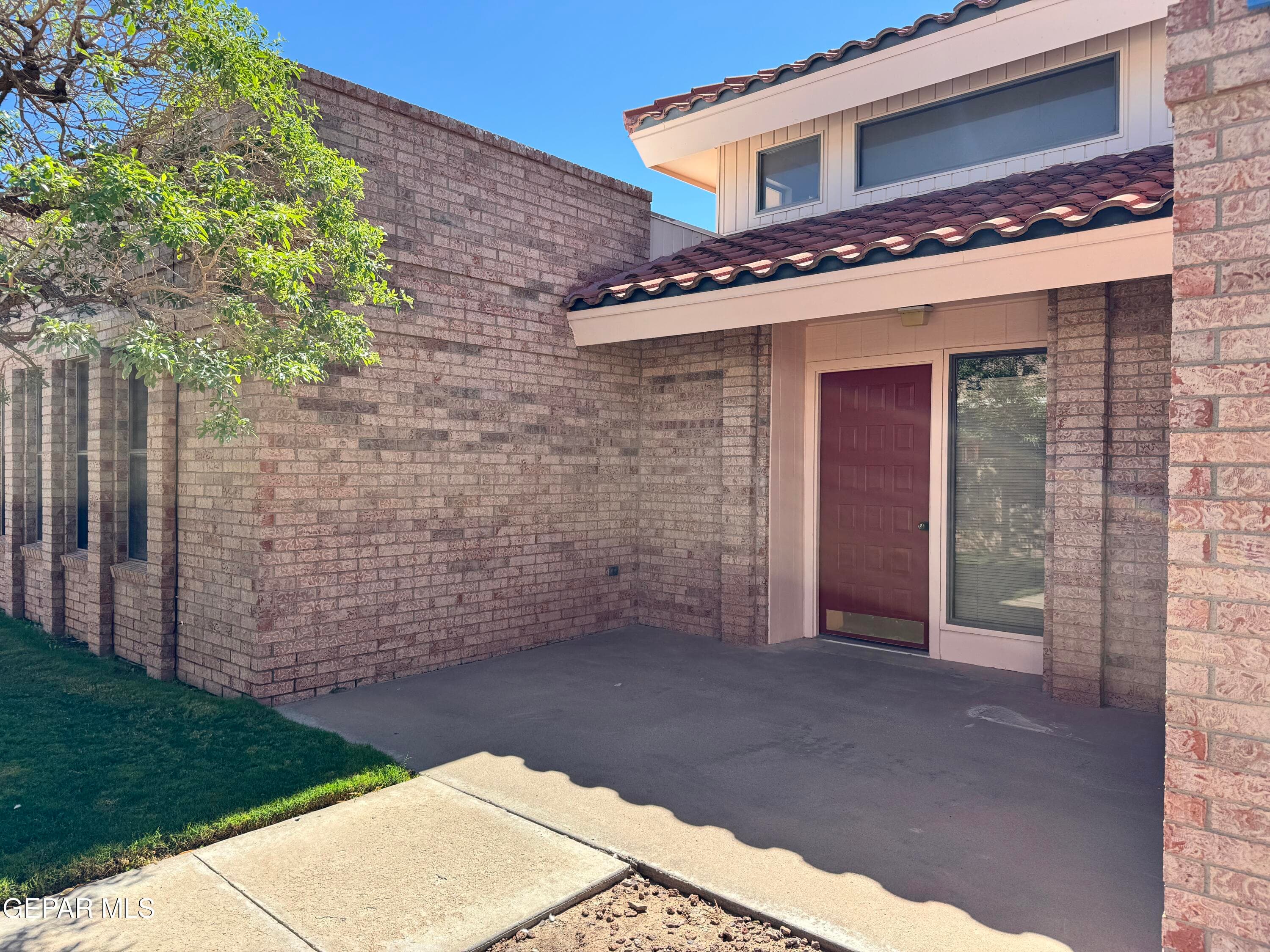7465 Stoney Hl Apt 12d