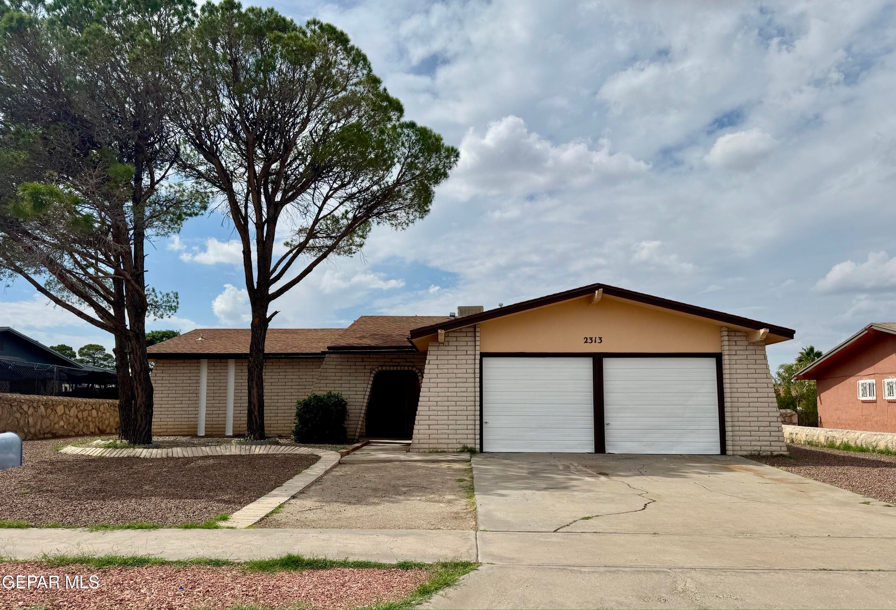 2313 Frank Beard Dr