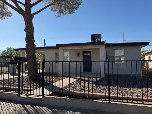 9312 Carranza Dr