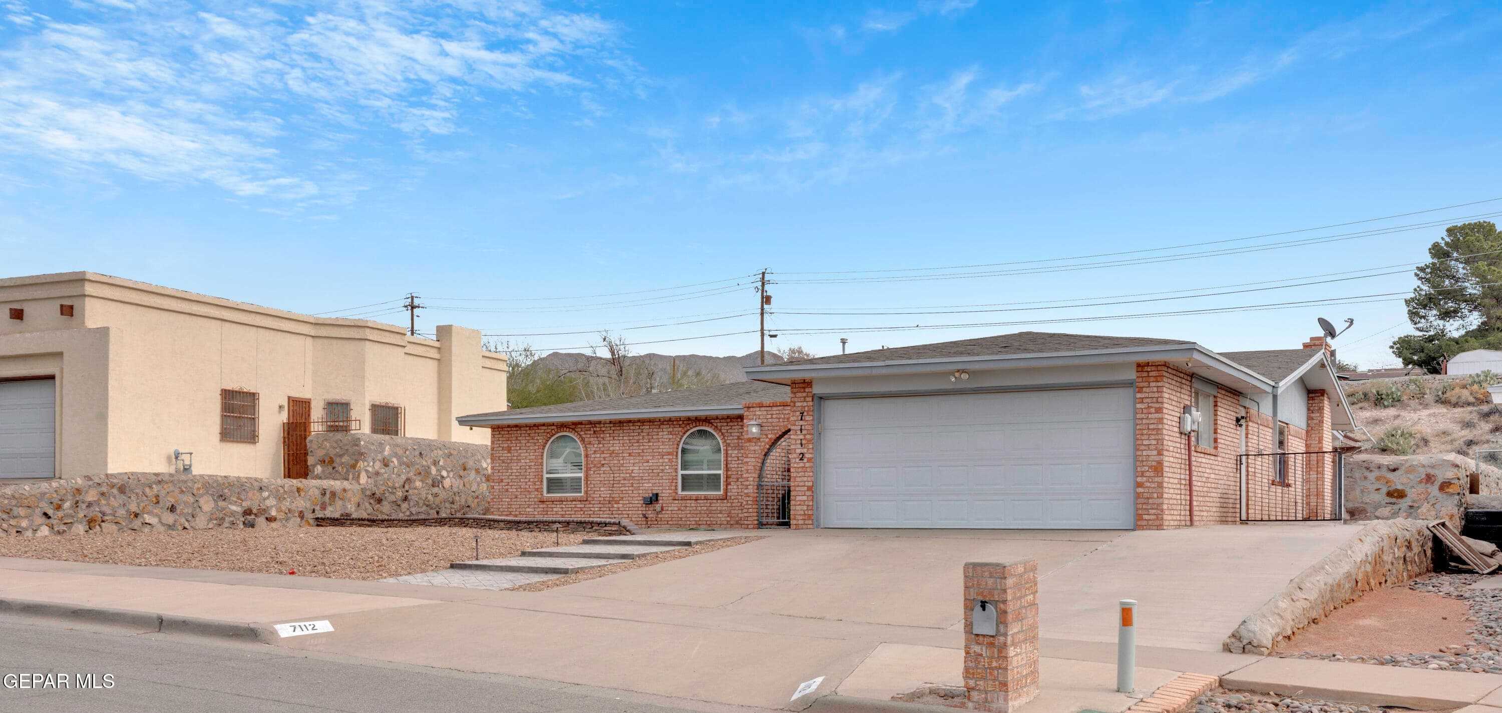 7112 Ramada Dr