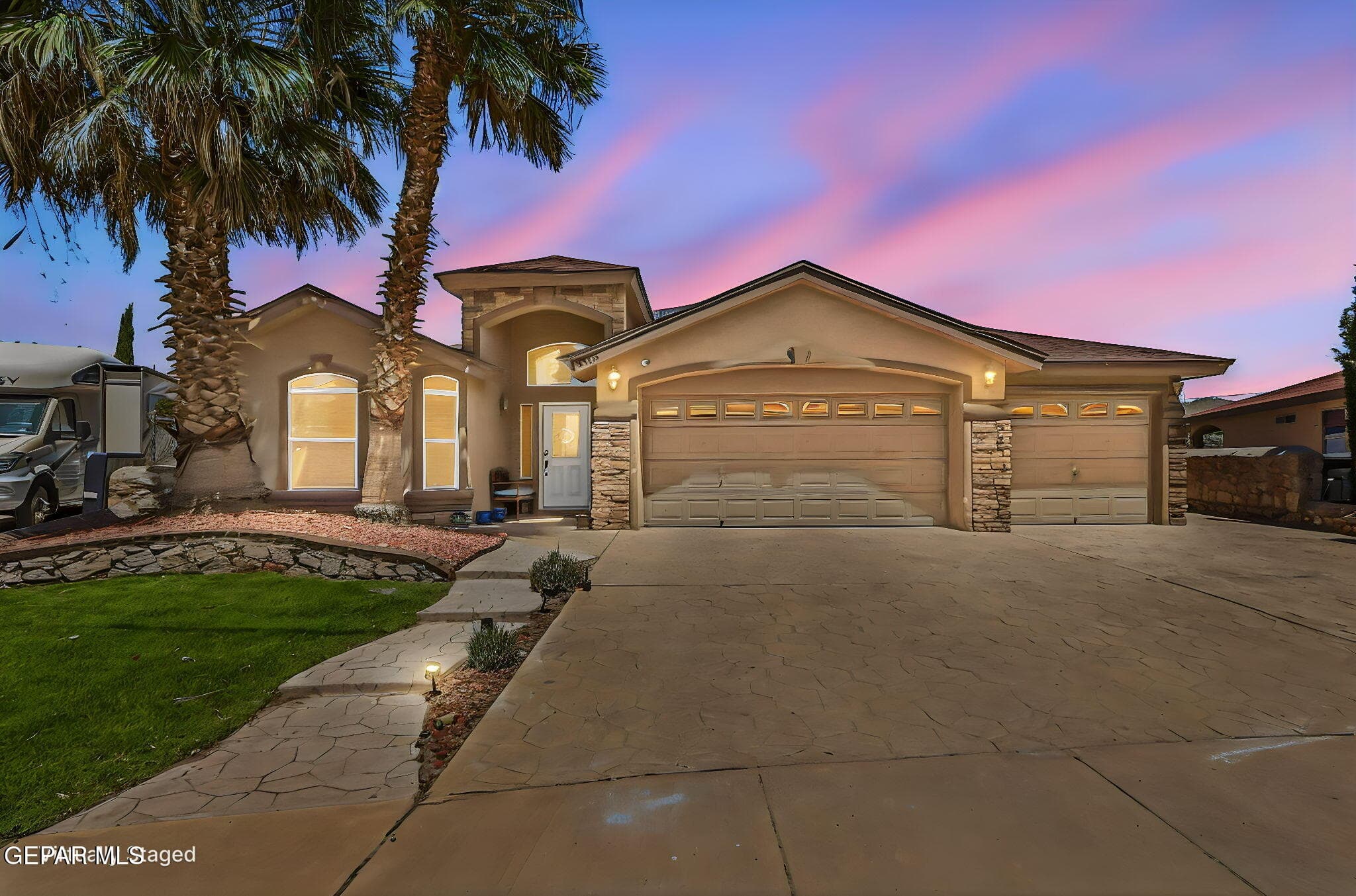 13301 Candace Ln
