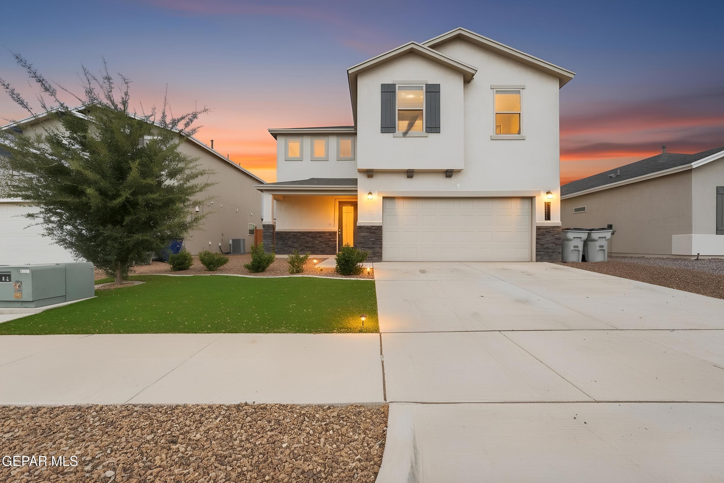 12253 Desert Cliff Ct