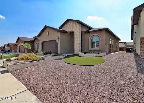 Main property image