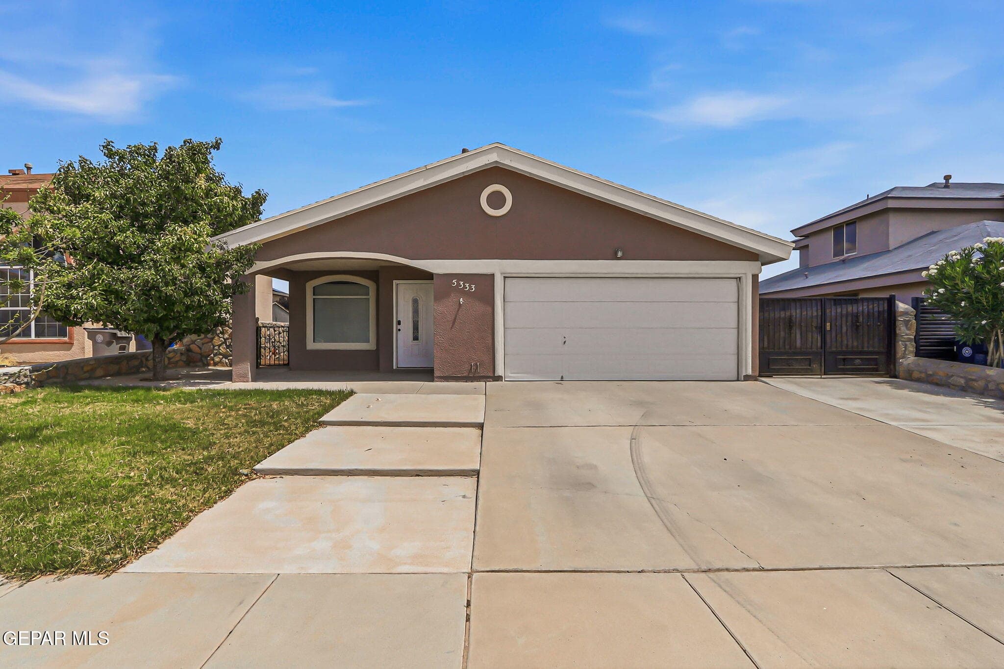 5333 Ignacio Almanzar Ln