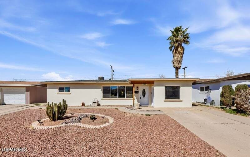 7107 Parkland Dr