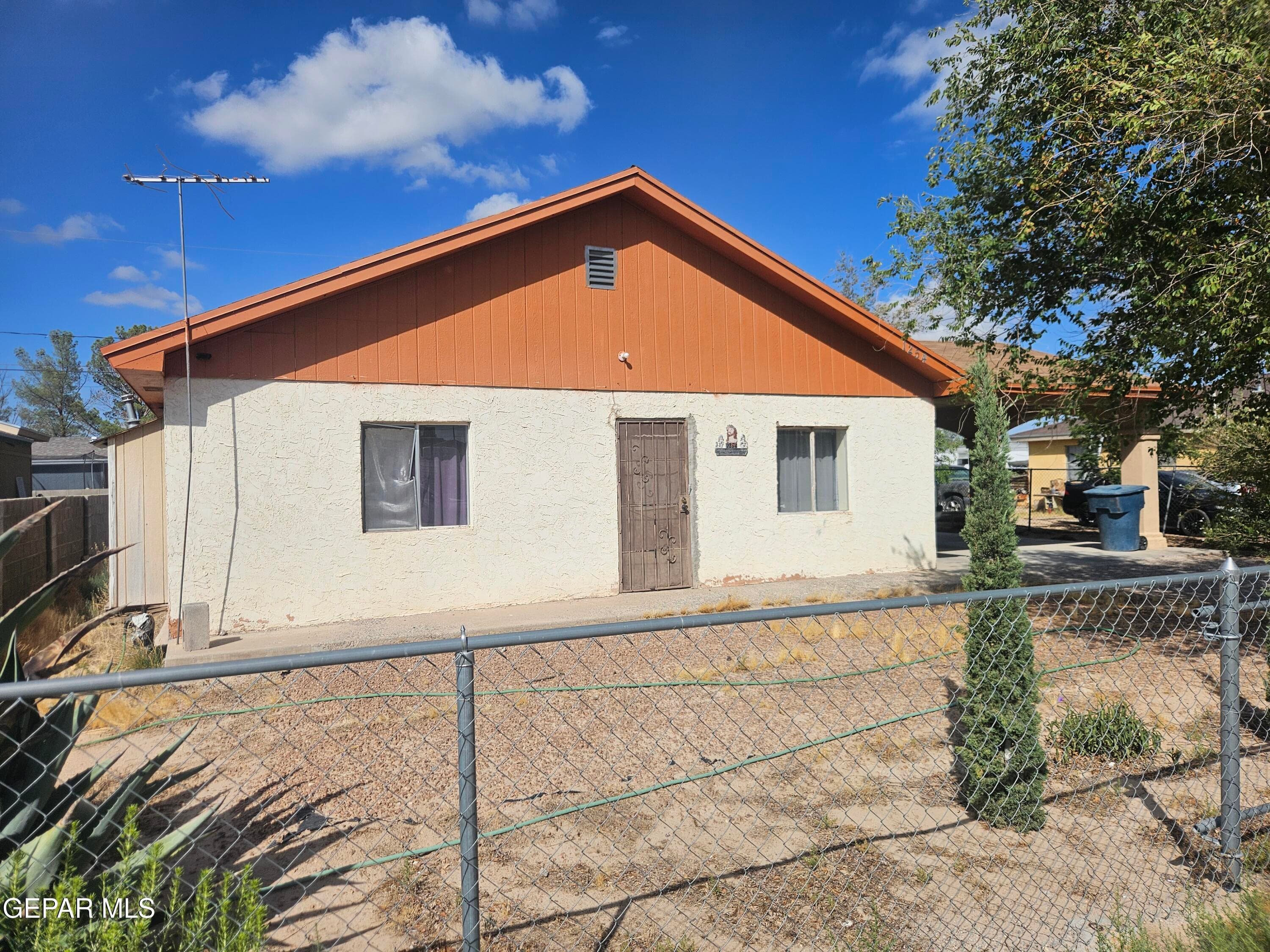 1254 G St