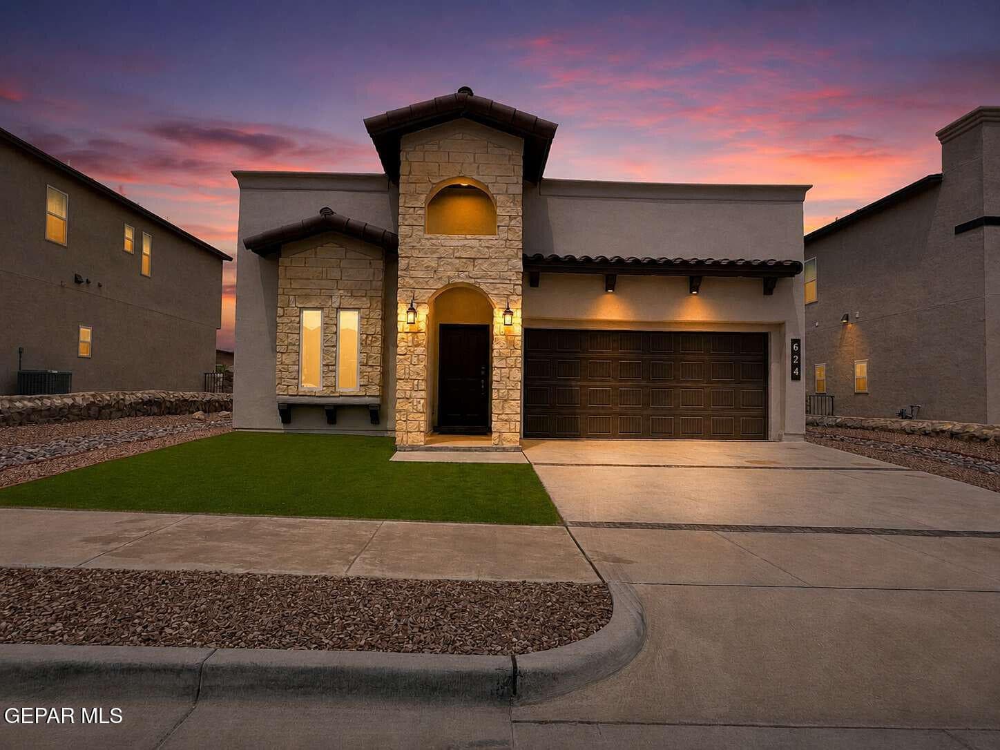 624 La Entrada Cir