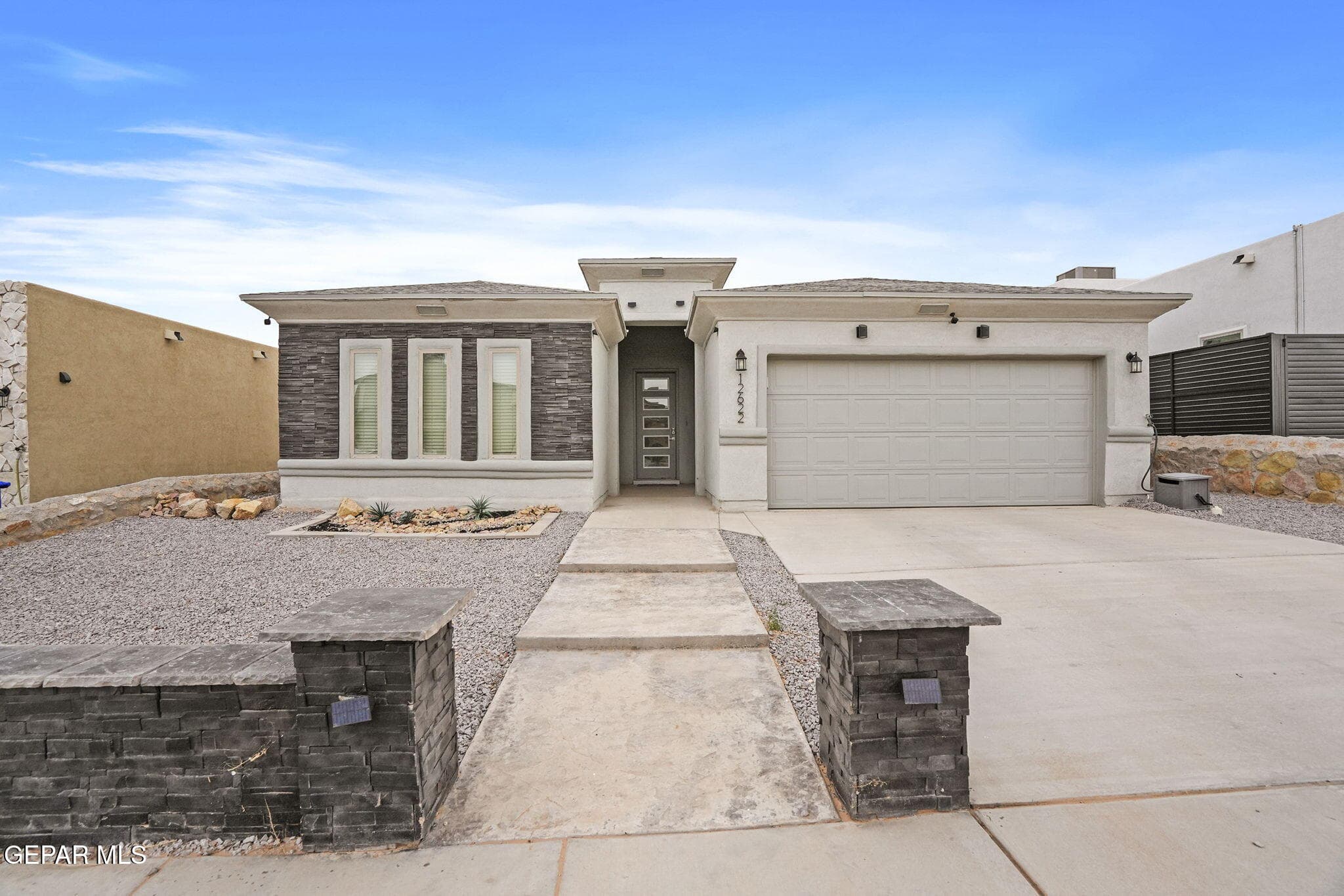 Main property image
