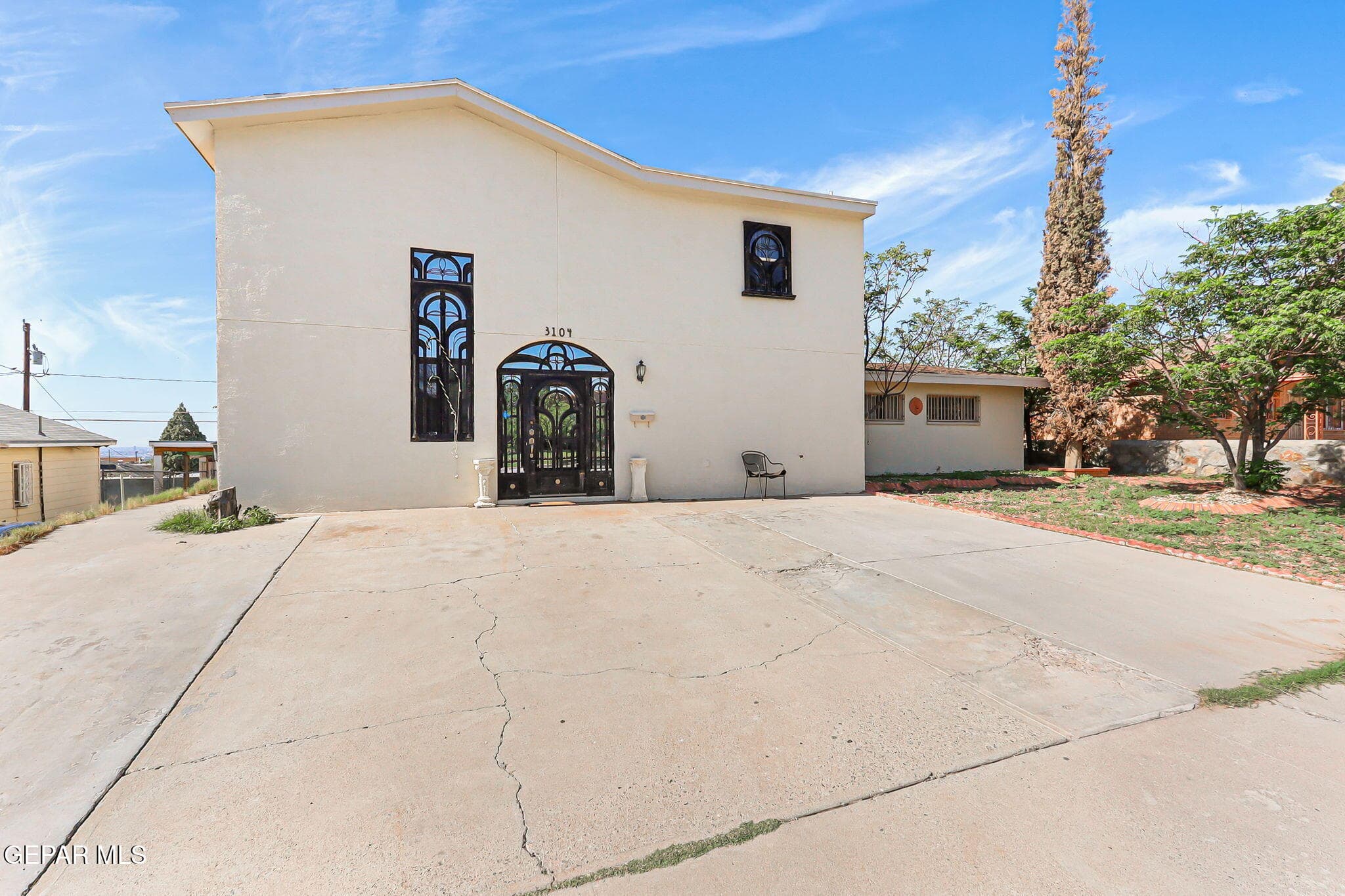3104 Van Buren Ave