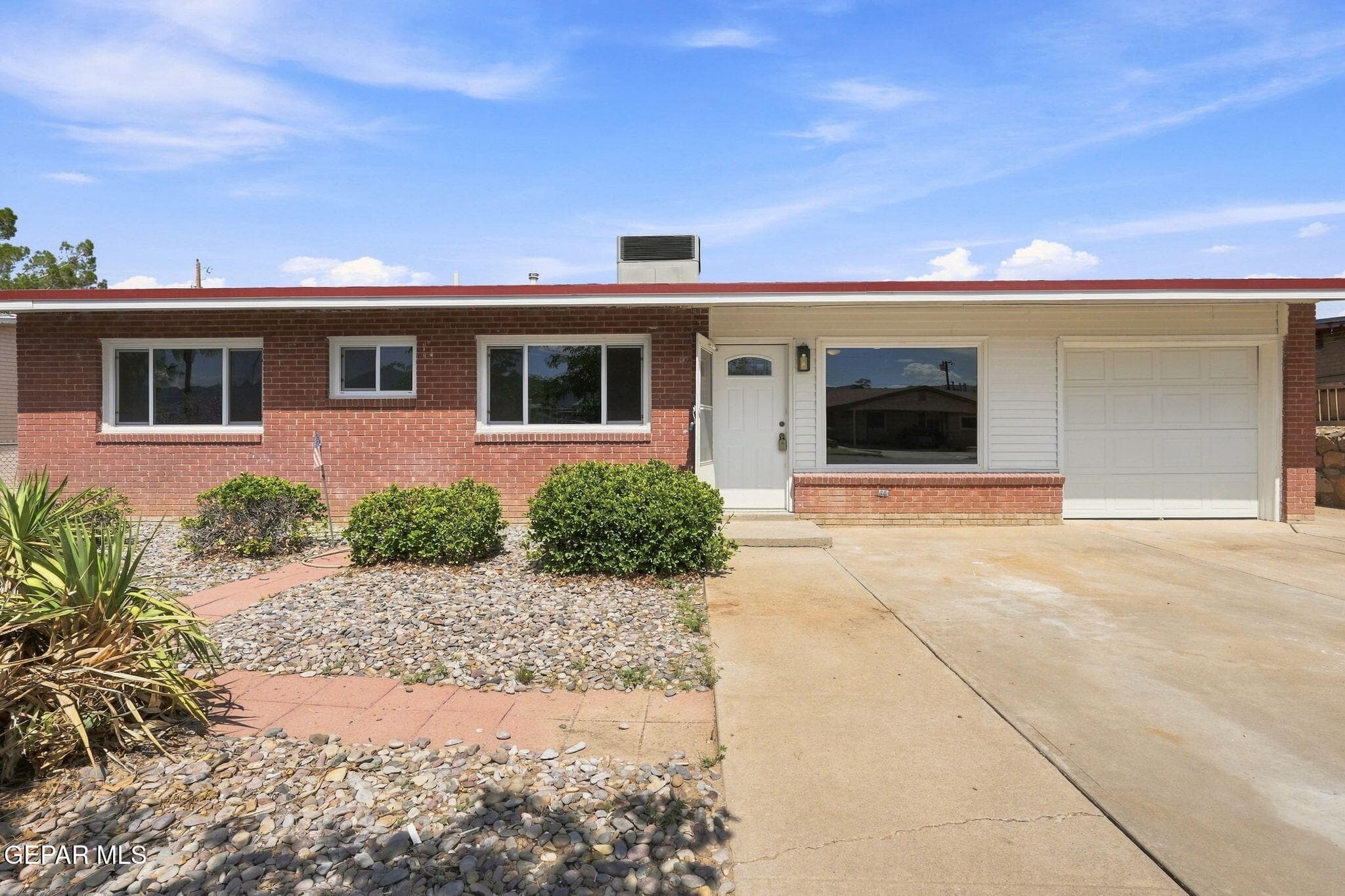 8936 Mount Delano Dr