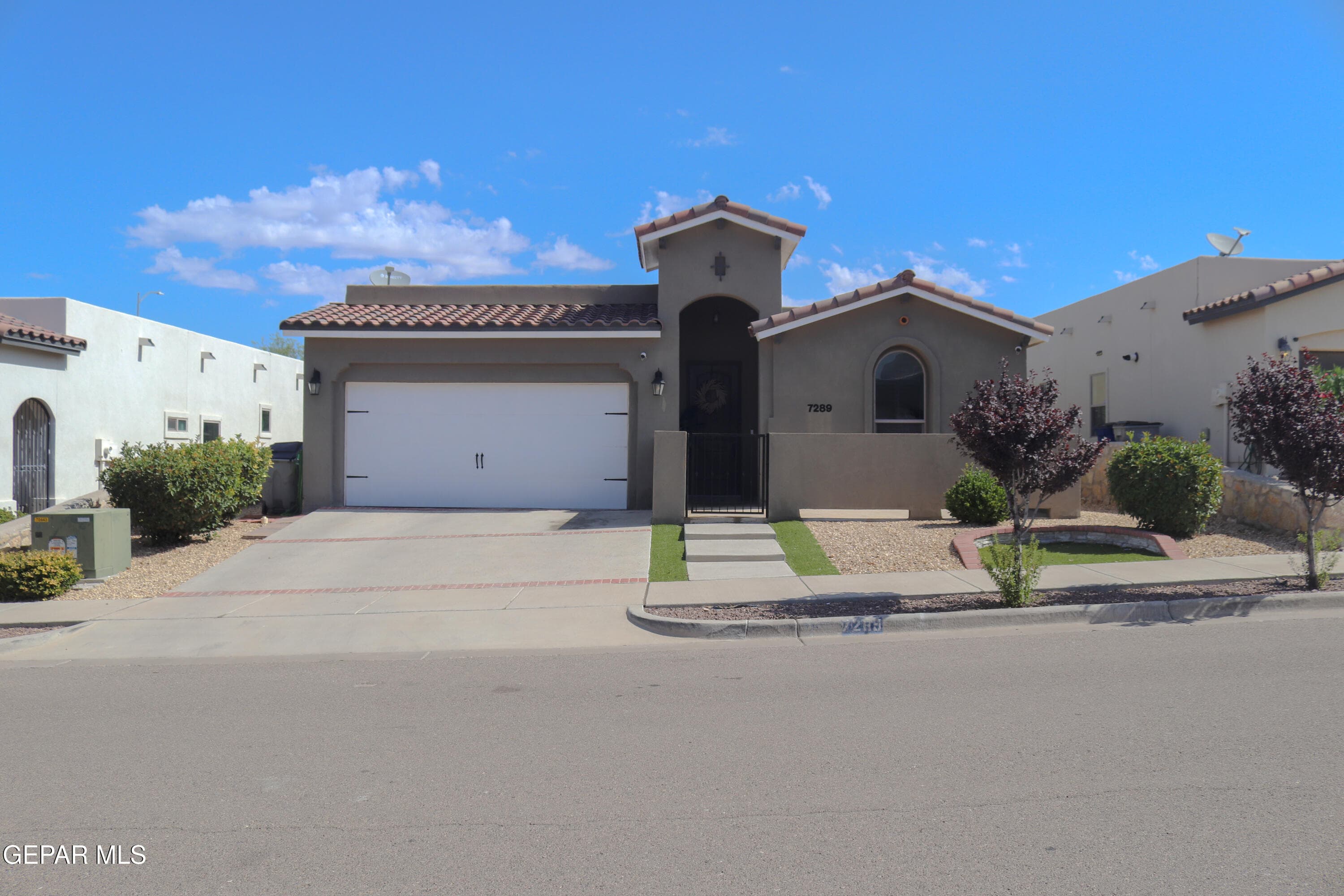 Main property image