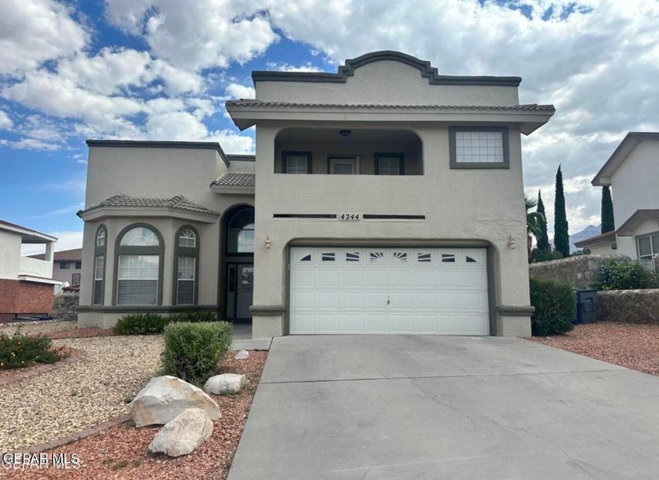 4244 Loma Taurina Dr