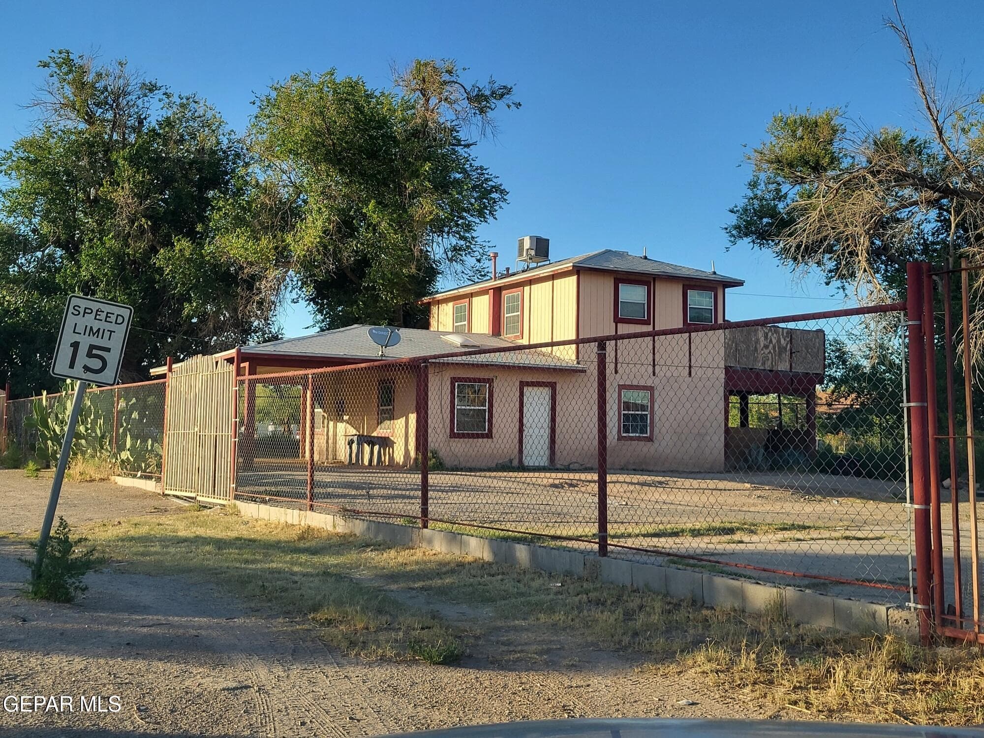 12827 Alarcon Rd