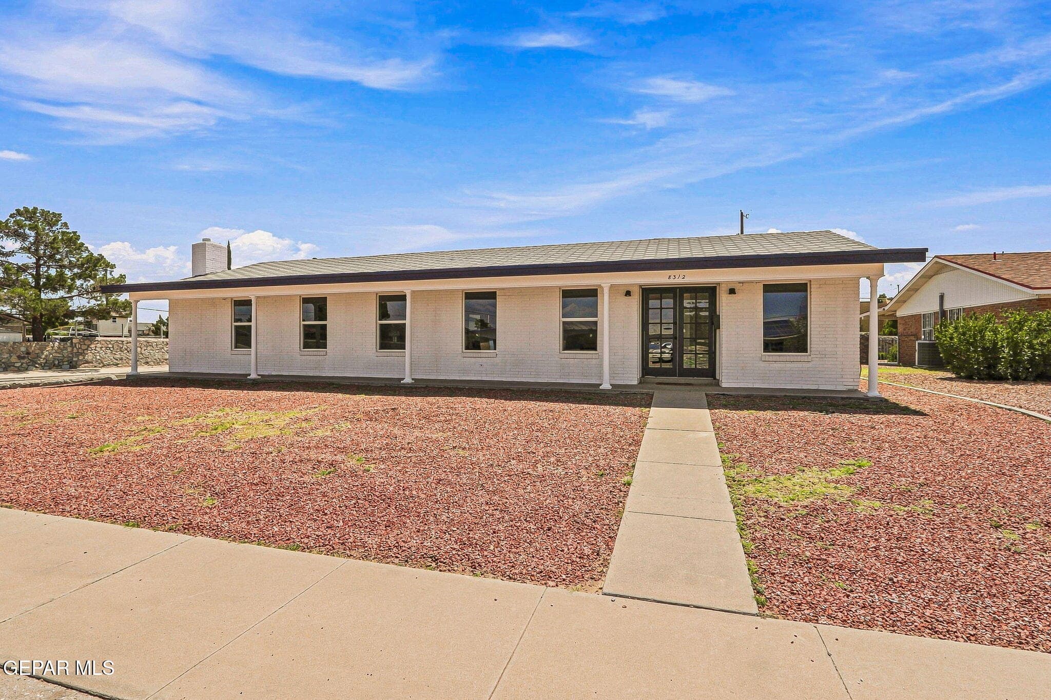 8312 Mineola Dr