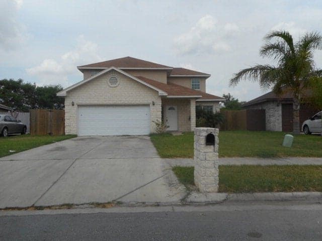 2004 San Felipe Dr