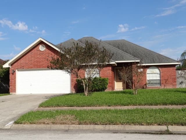 1737 Red Bud Dr