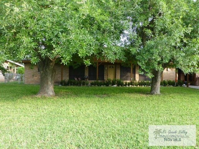 160 Draper Dr