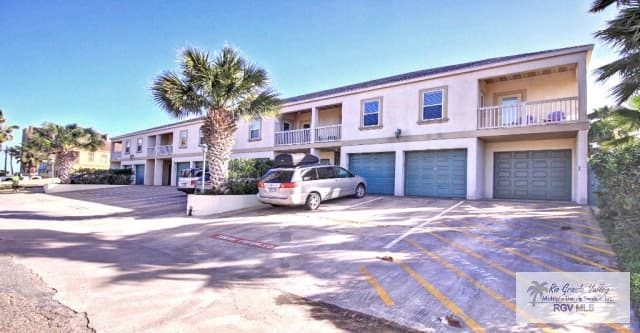 123 E Carolyn Dr # 201