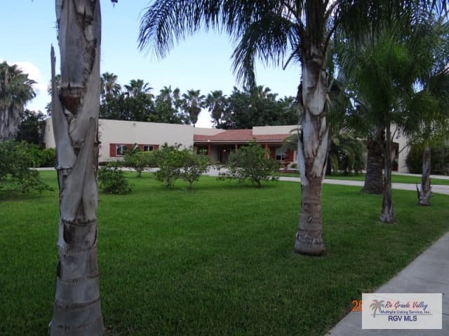 156 N San Roman Rd