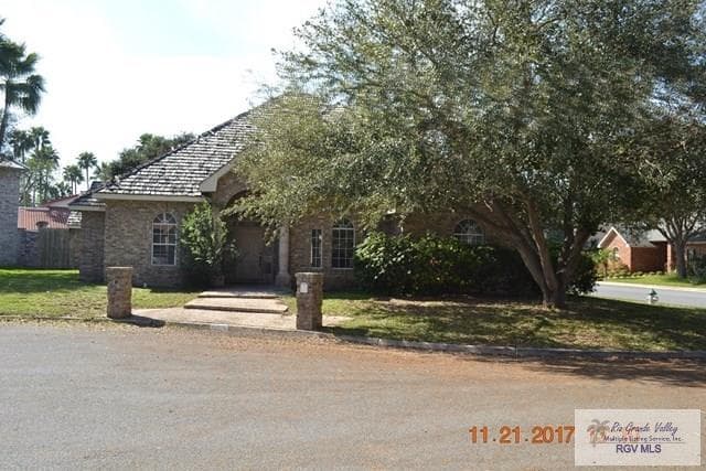 5916 N Cynthia Ct
