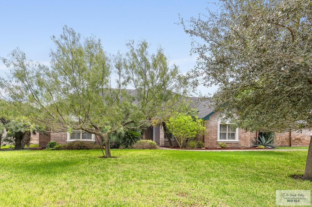 14888 Valencia Cir S