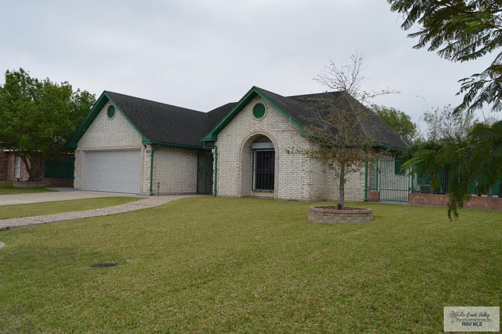 1144 E San Marcelo Blvd