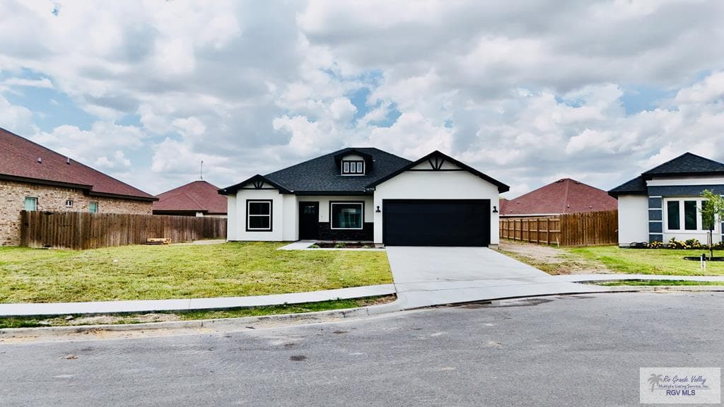 16755 E Mccullar Ct
