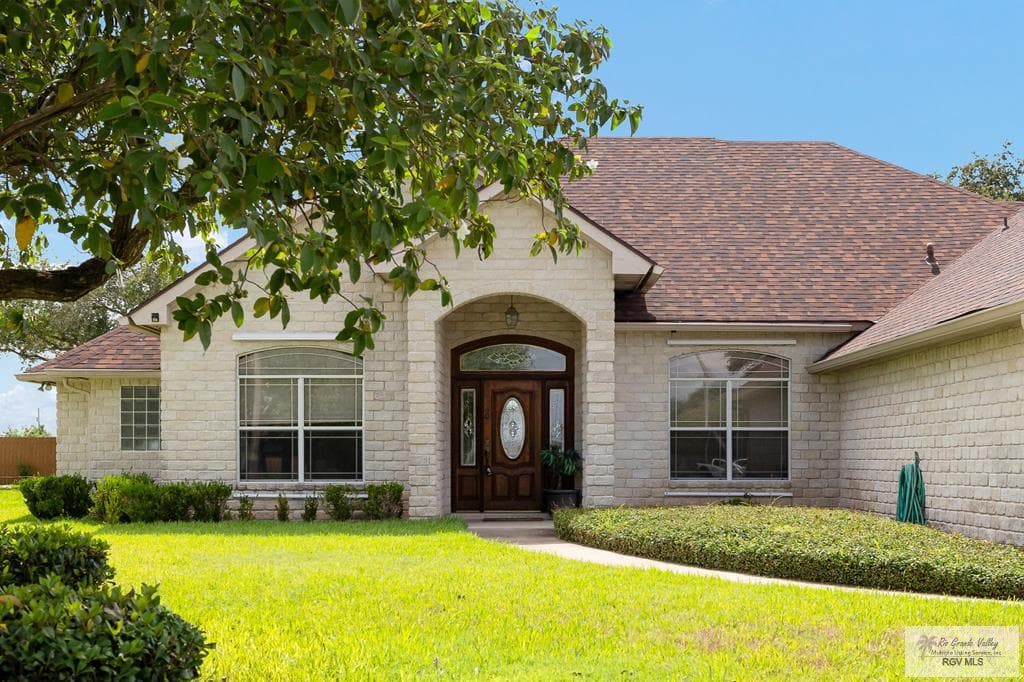 Main property image