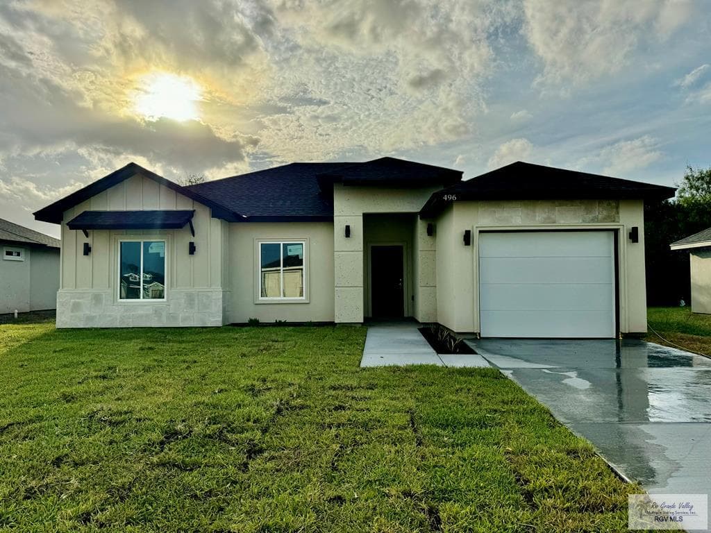 496 Balli Cir