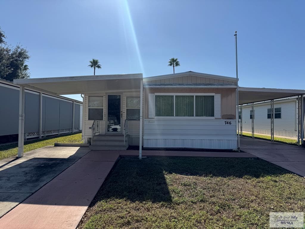 746 Sharm Dr