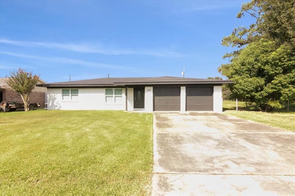 307 Martin Ave