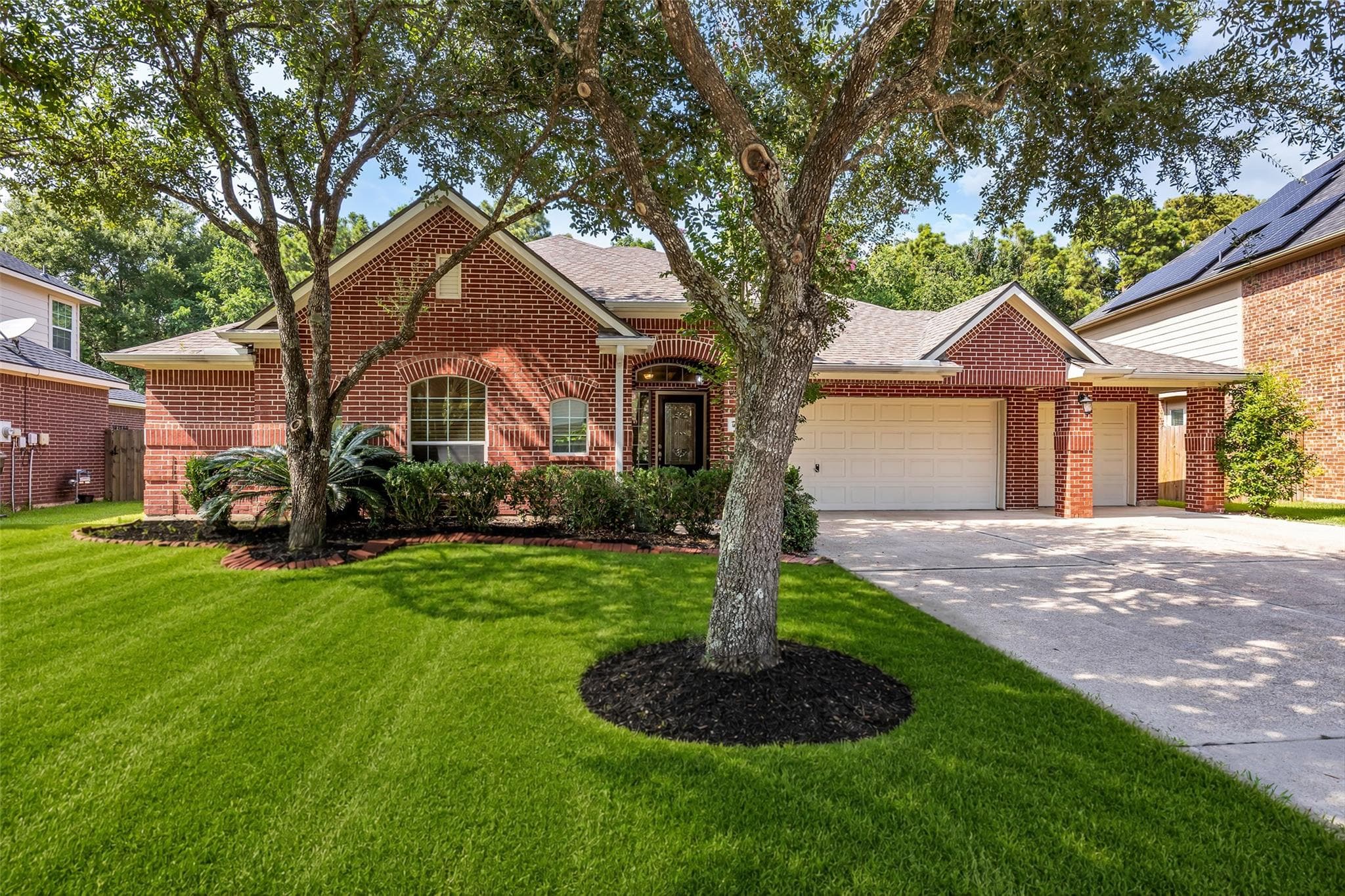 Main property image