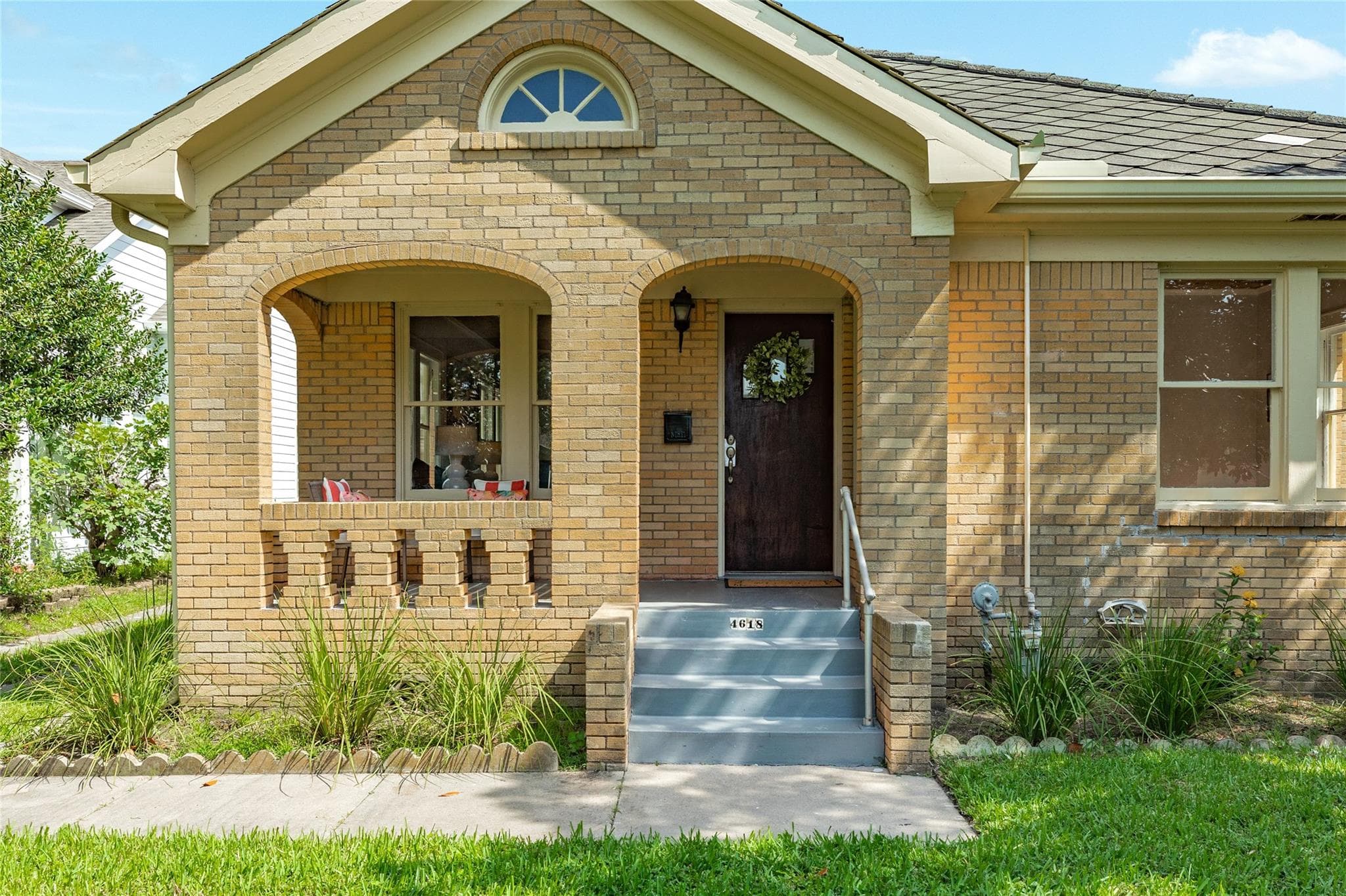 4618 Avenue R 1/2