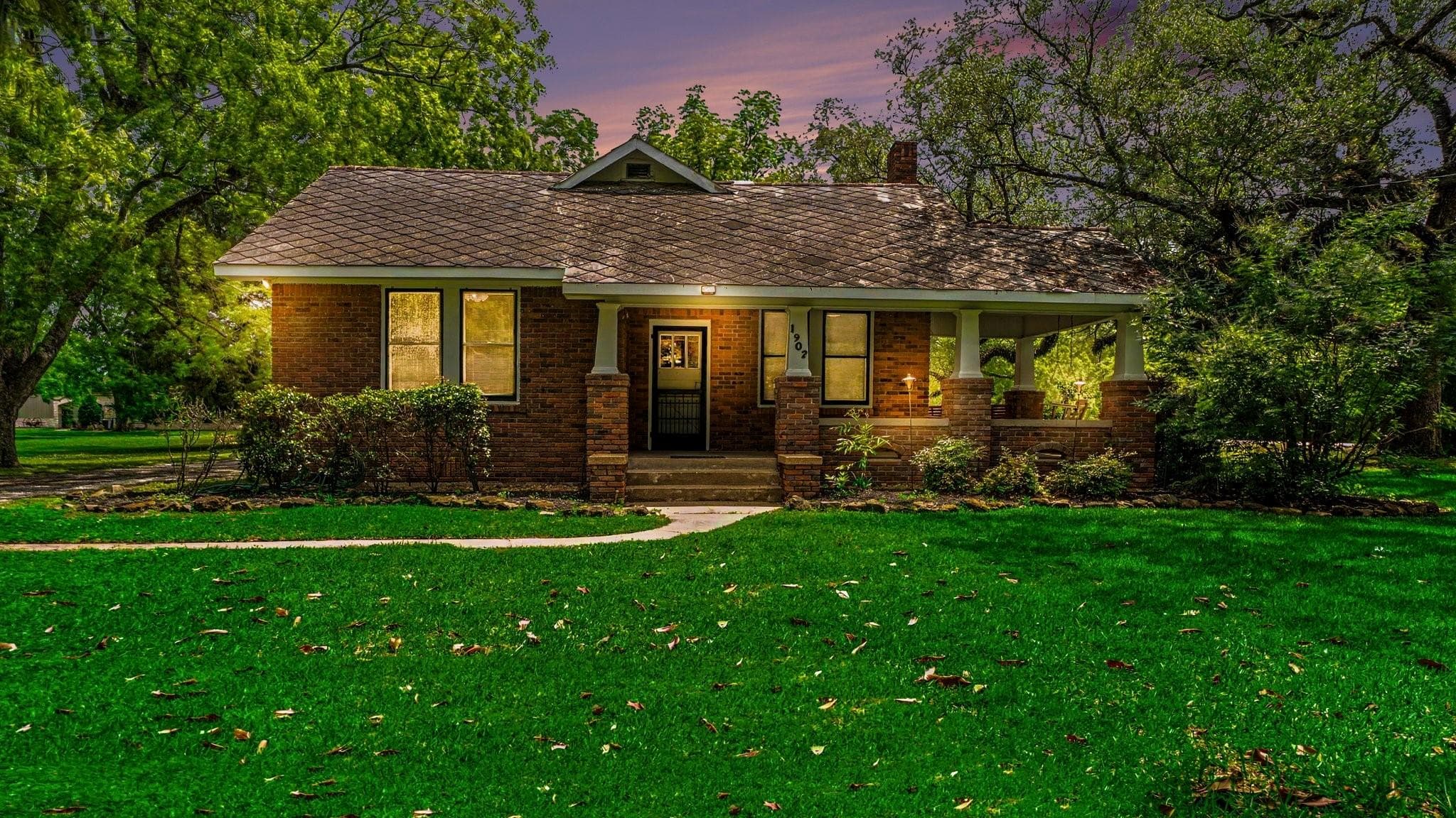 1902 Runneburg Rd