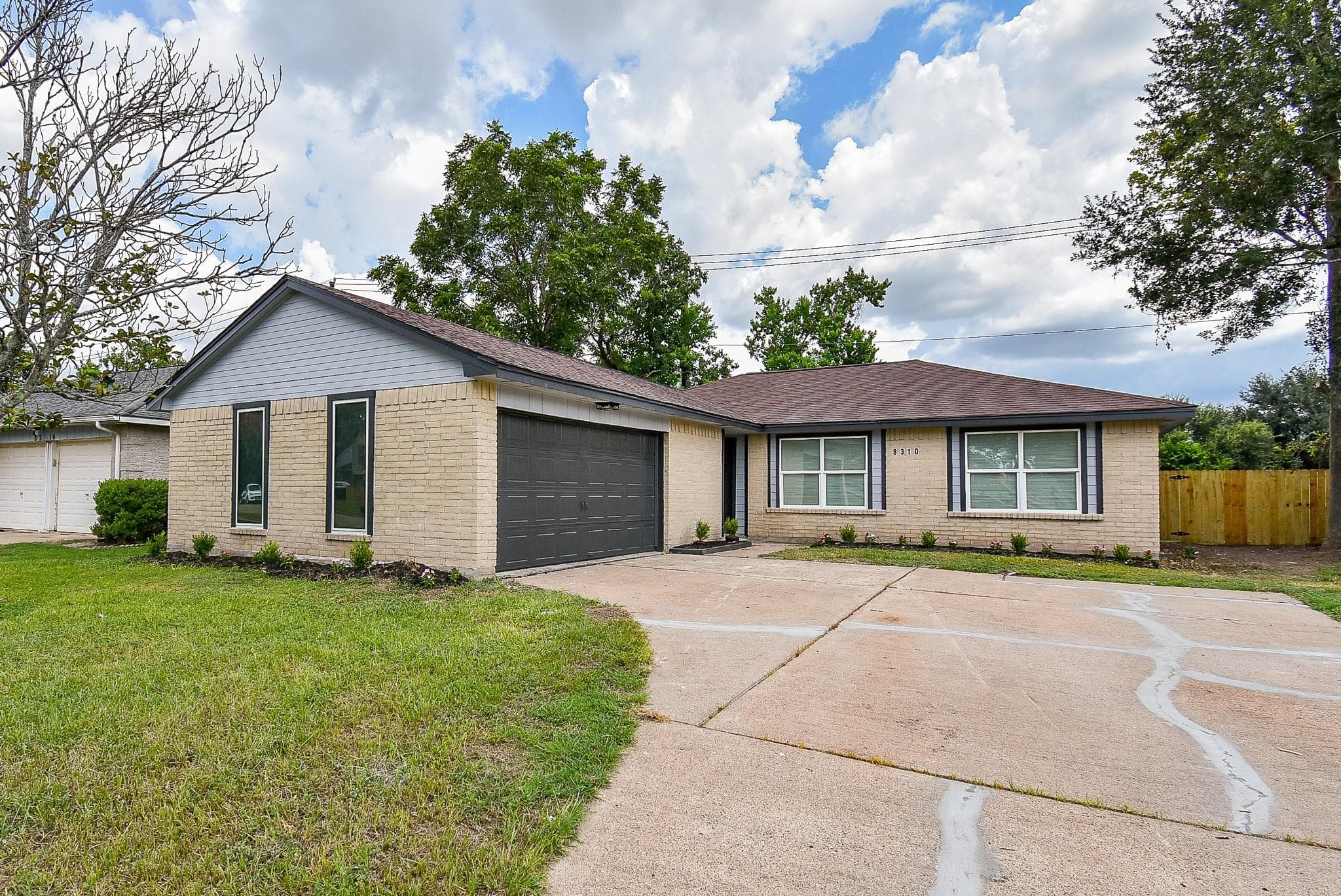 8310 Blue Quail Dr