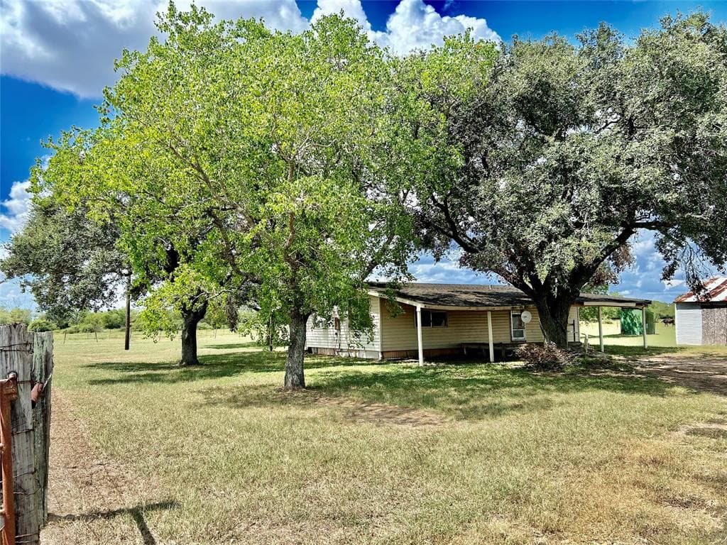 1217 Ustynik Rd