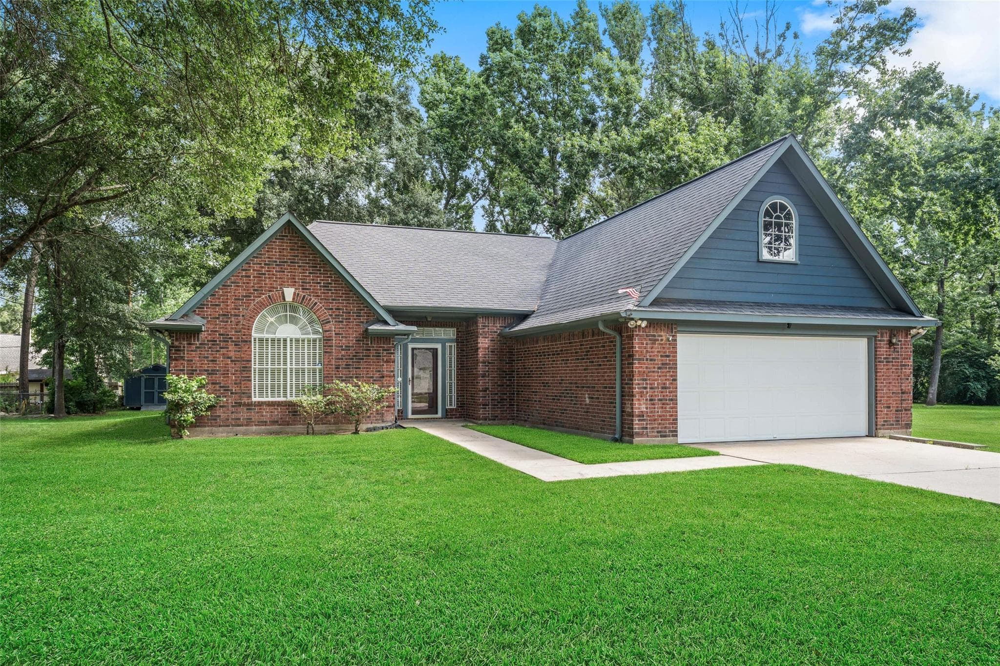7318 Ramblewood Dr